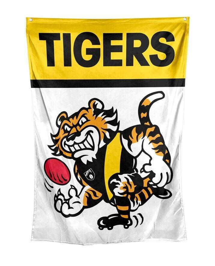 AFL Retro Wall Flag - Richmond Tigers - Cape Flag - Approx 100cm x 70cm - Image 2