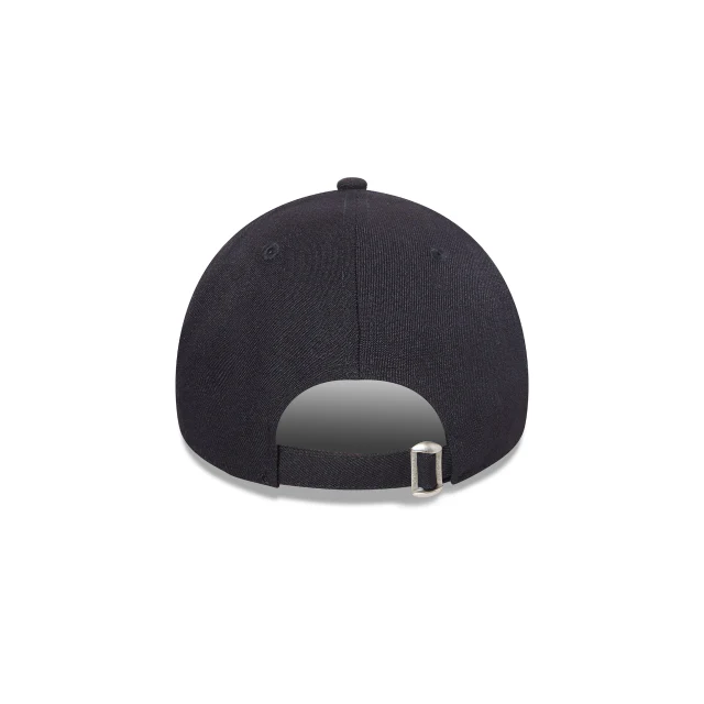 NBA Essentials Black Cap - Chicago Bulls - Adult - Unisex - 9FORTY - Hat - Image 3