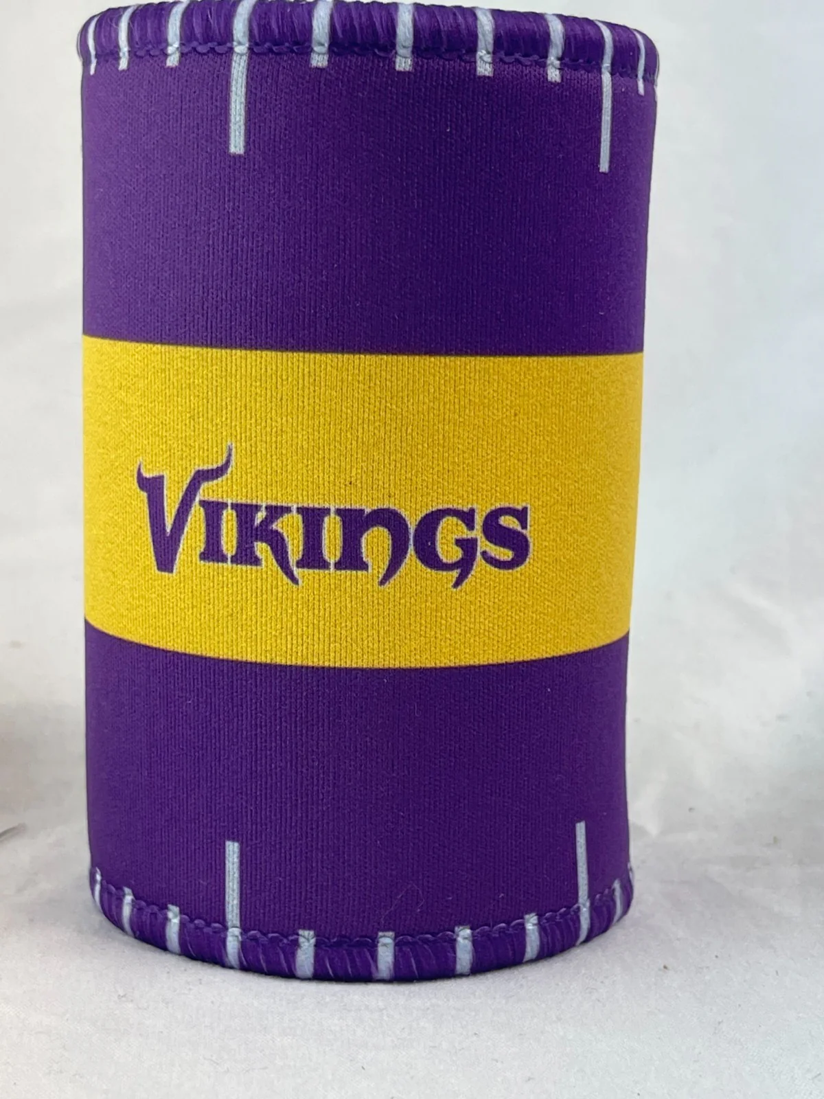 NFL Stubby Cooler Minnesota Vikings Can Cooler Drink Rubber Base - Image 2