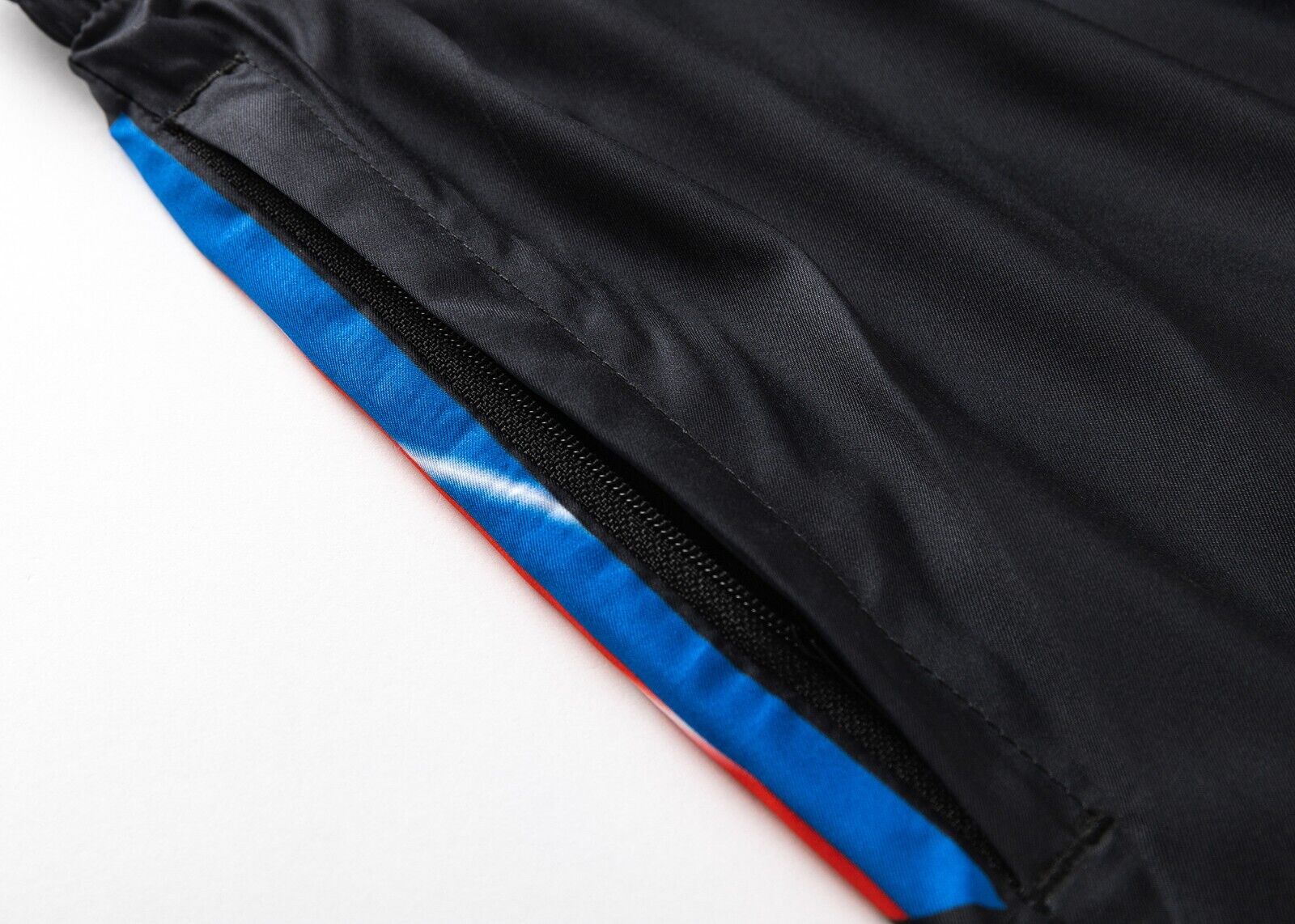 NRL 2025 Performance Gym Shorts - Newcastle Knights - Adult - Mens - Image 5