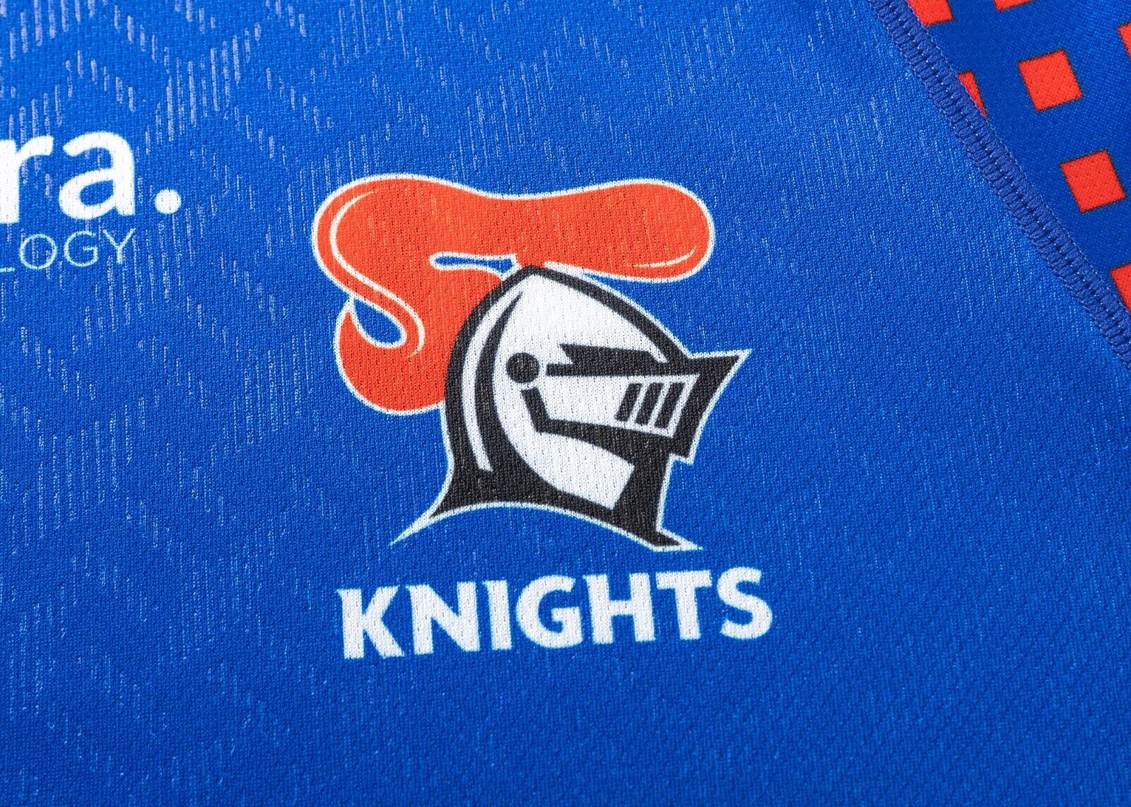 NRL 2025 Training Tee Shirt - Newcastle Knights - Adult - Mens - T-Shirt - Image 6