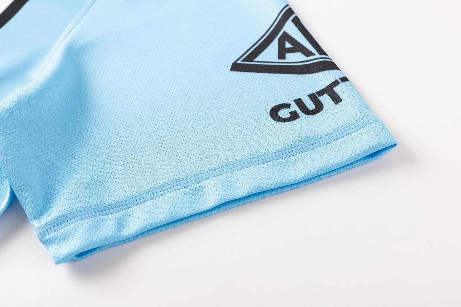 NRL 2026 Training Tee - Cronulla Sharks - Adult - Mens - Image 9