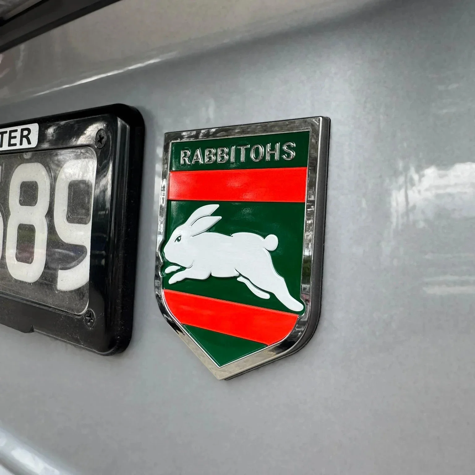 NRL 3D Chrome Emblem South Sydney Rabbitohs Supporter Car Badge - Image 2