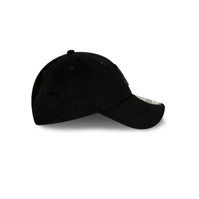 NRL Black on Black Cap - Gold Coast Titans - Adult - Unisex - 9FORTY - Hat - Image 5